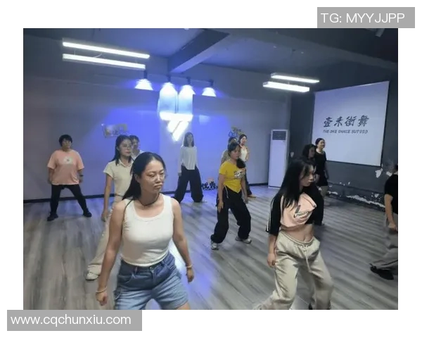 深入解析上海街舞队的独特节奏技巧与表现风格