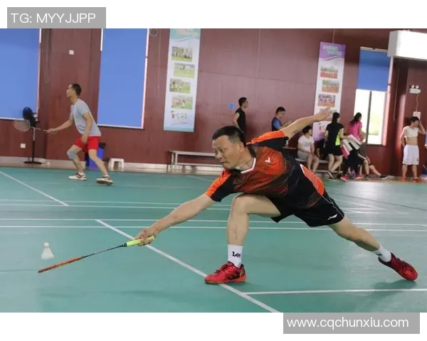 刘强独家分享羽毛球技巧与训练心得助你提升球技与比赛表现