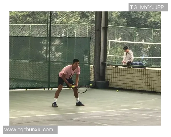 成都网球队的包夹战术解析与深度剖析网球竞技的策略与技巧